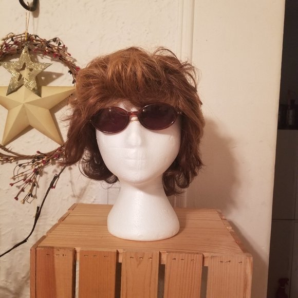 Wig - Picture 4 of 9
